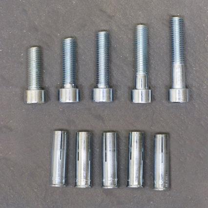 Standardbefestigung für Betonwand und Vollmaterialien.