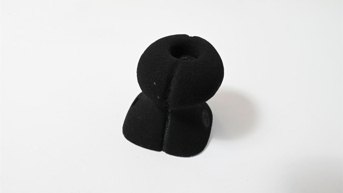 Therapieklettergriffe in verschiedenen Farben, bestens geeignet für Ihre Praxis.